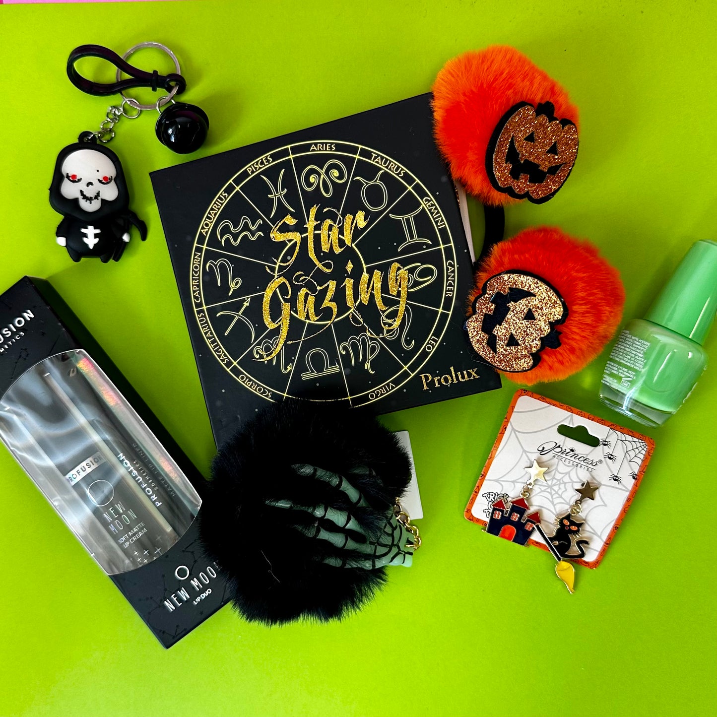 Spooky Mystery Scoop Grab Bag!