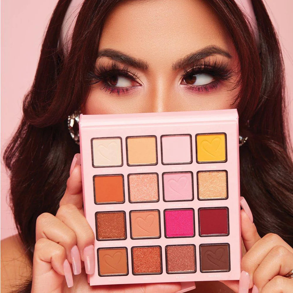 BEAUTY CREATIONS EVETTE XO PALETTE Eyeshadow Palette