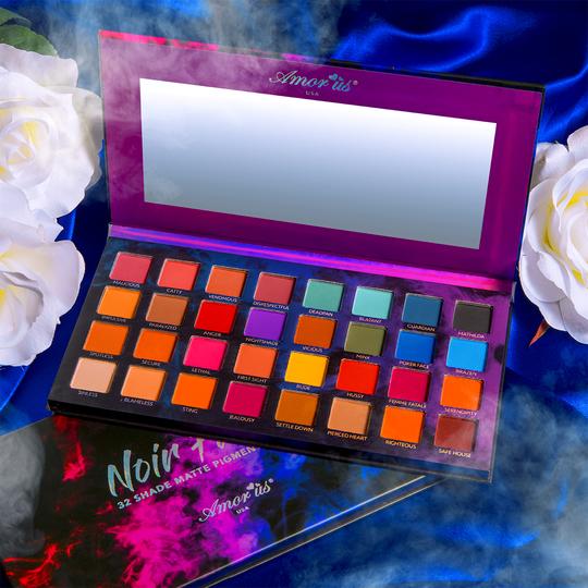 AMORUS Noir Fatale Eyeshadow Palette