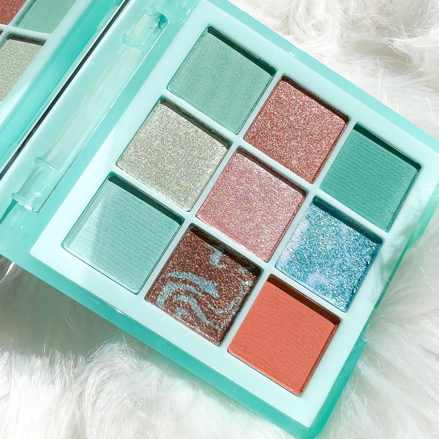 OKALAN 9 Color Macaron Eyeshadow Palette