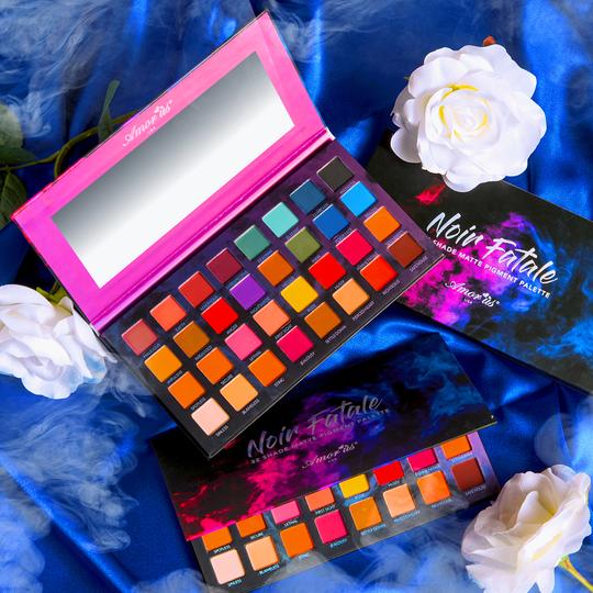 AMORUS Noir Fatale Eyeshadow Palette