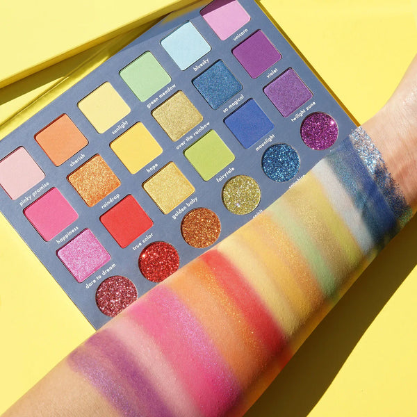 KARA BEUTY Across the Rainbow Creative Beauty Palette