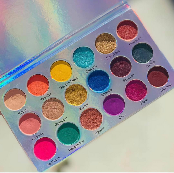 RUBY MAY Florine 18 Color Eye Shadow Palette
